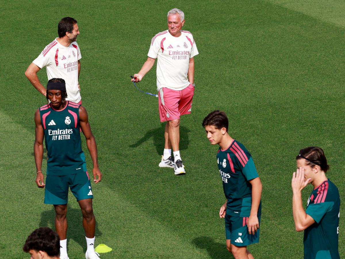 Mourinho Kembali ke Bernabéu, Madrid Sambut Real Sociedad pada Laga Terlambat